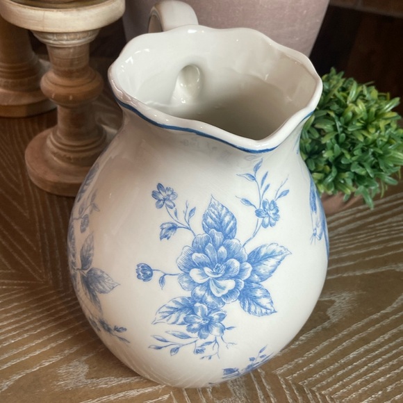 NEW! Vintage Inspired Shabby Chic French Cottage Toile Rabbit Ceramic Pitcher - Picture 12 of 15